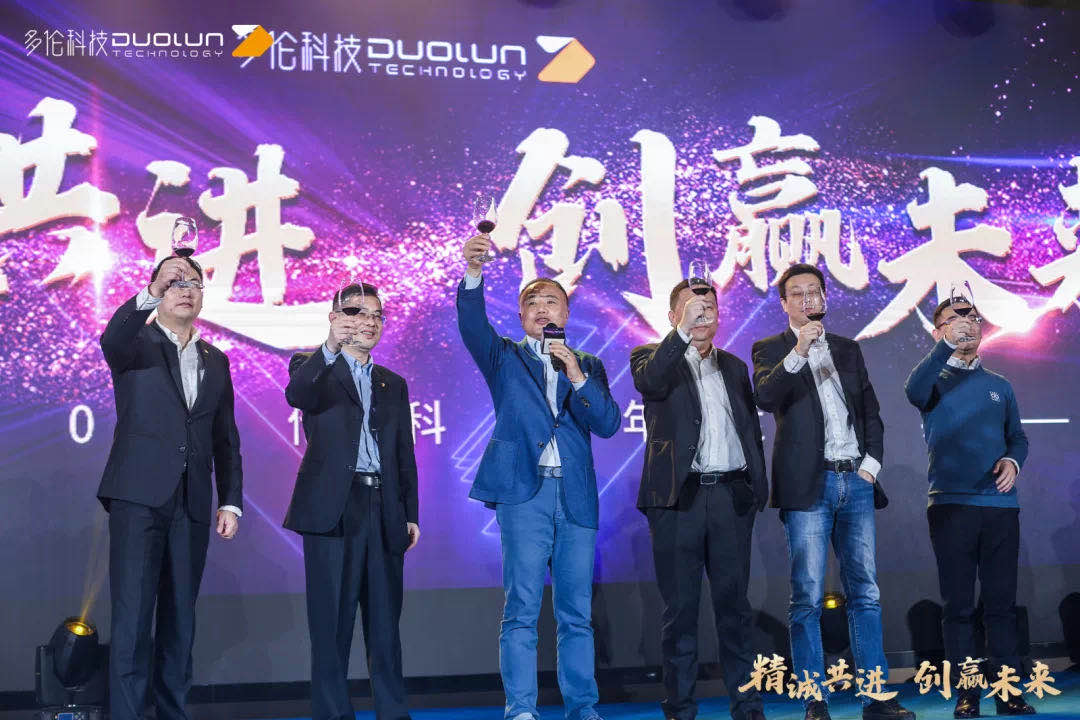 16173322958481475L41.jpg 4.jpg