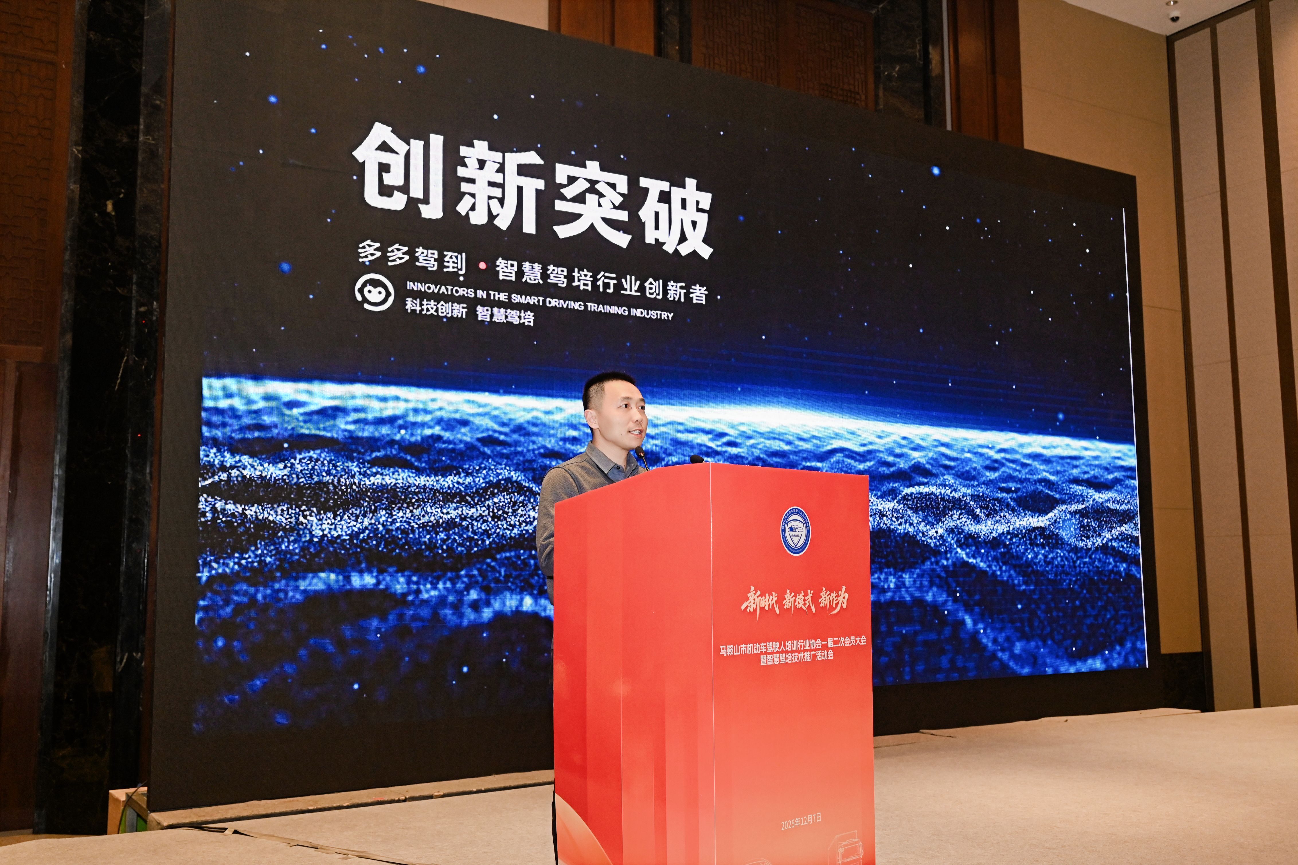 1765268859890798R3NV.jpg 1765268859890798R3NV.jpg